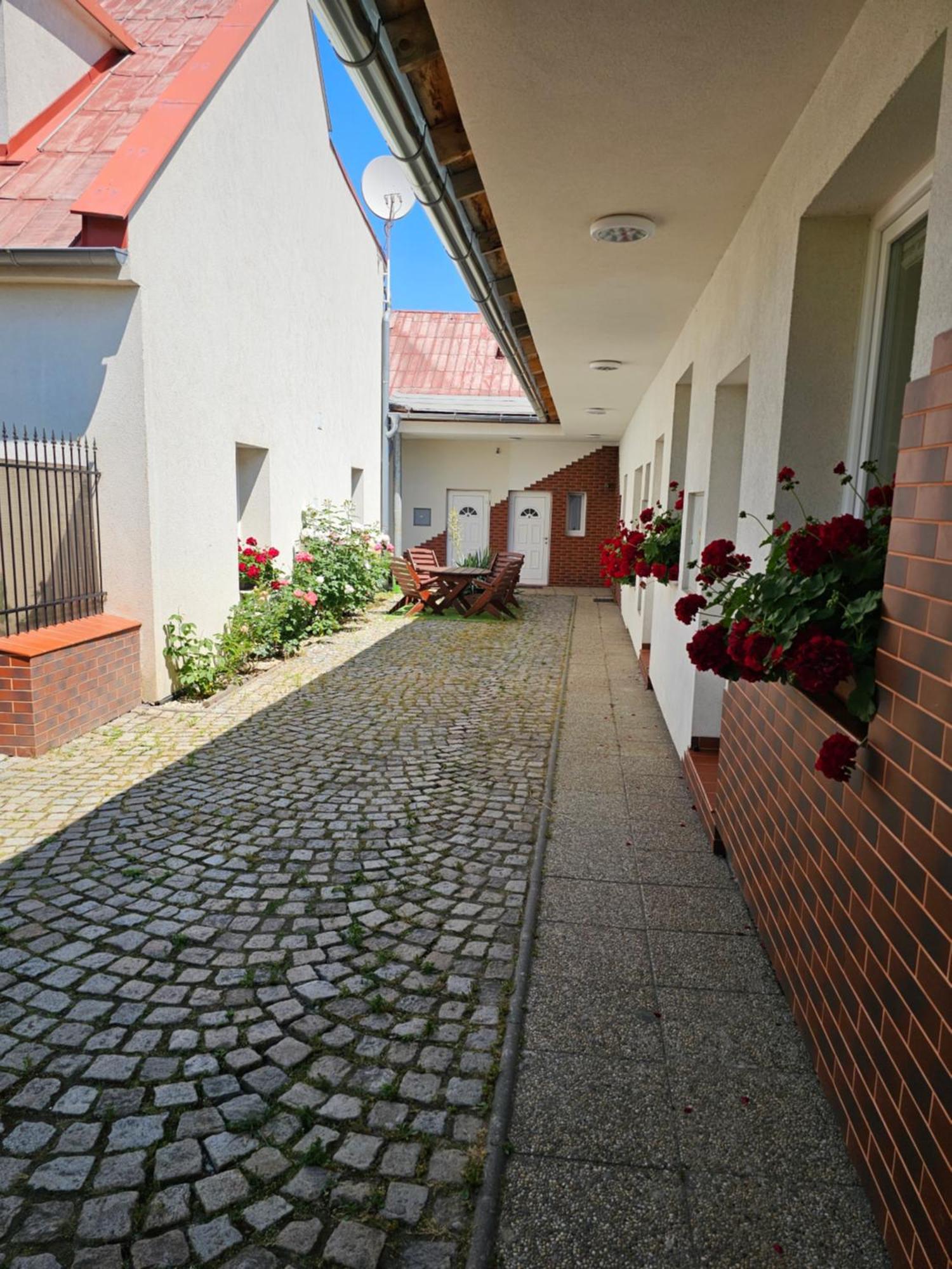 شقة Olomouc New2 المظهر الخارجي الصورة